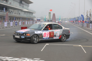 Giải đua xe ô tô đầu tiên tại Việt Nam